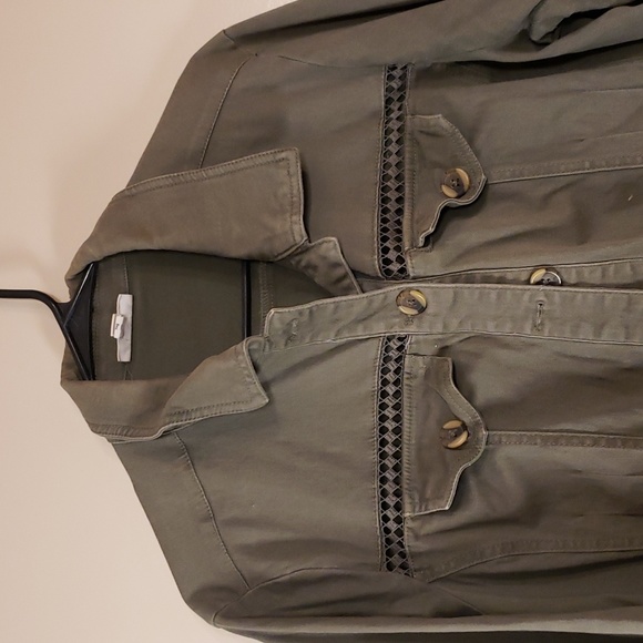 Women Jean Jacket - Picture 2 of 6